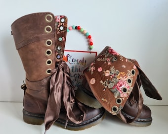 UK4 US6 Dr Doc Martens 1914 Triumph Aimilita brown floral aimilie biker boots