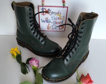 vintage Dr. Martens -Made In England low boot Dr Martens Vintage Lace Up Boots 8542 Brown Leather Chunky  main image 3