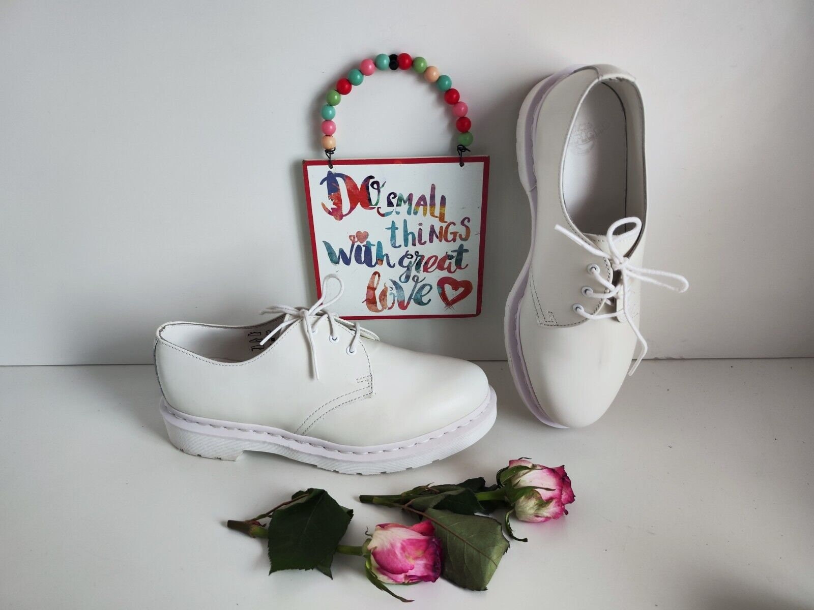 ほぼ未使用　UK4　Dr. Martens 　3ホール　厚底　白　P2934 ほぼ未使用 UK4 Dr. Martens 3ホール 厚底 白 P2934 靴