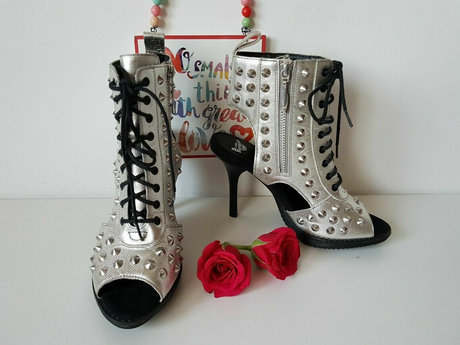 ちゃま様　Studded Pointed Boots｜スタッズショートブーツ Dr Martens Yasmin Spike Studded Chrome Silver Court Stiletto Heal