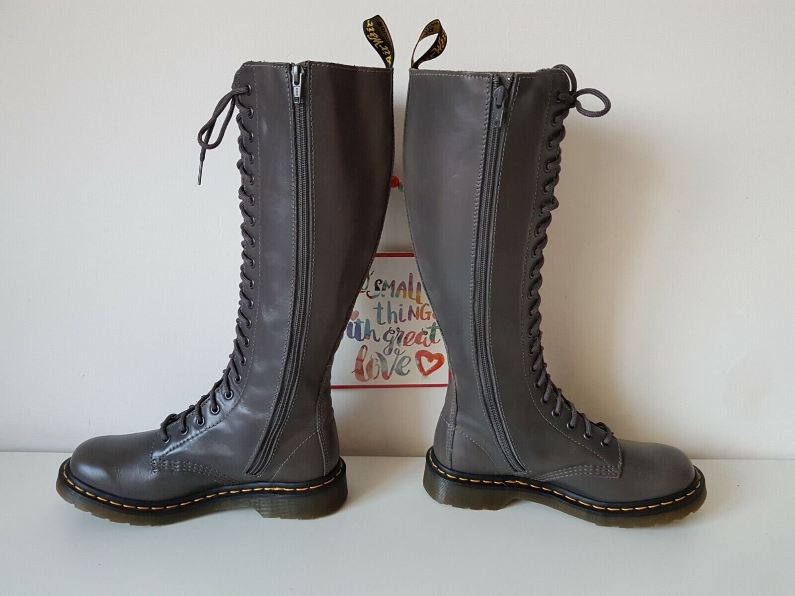 【Dr.Martens】BRITAIN 20ホール UK6 Dr Martens BRITAIN Tall 20 Hole Platform Quad Sole High