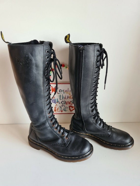 Dr Martens 20 Hole 1b60 Soft Leather Tall Knee High Black Zip