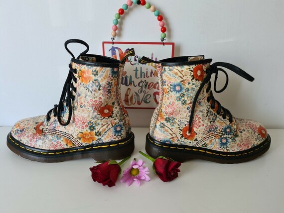 Dr Martens 1460 8 Hole Floral Sienna Miller Vintage England Boots UK4 EU37 US6