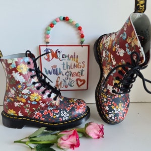 Dr Martens 1460 Pascal fl flowers floral wanderlust 8 hole boots UK 4 EU 37 US 6