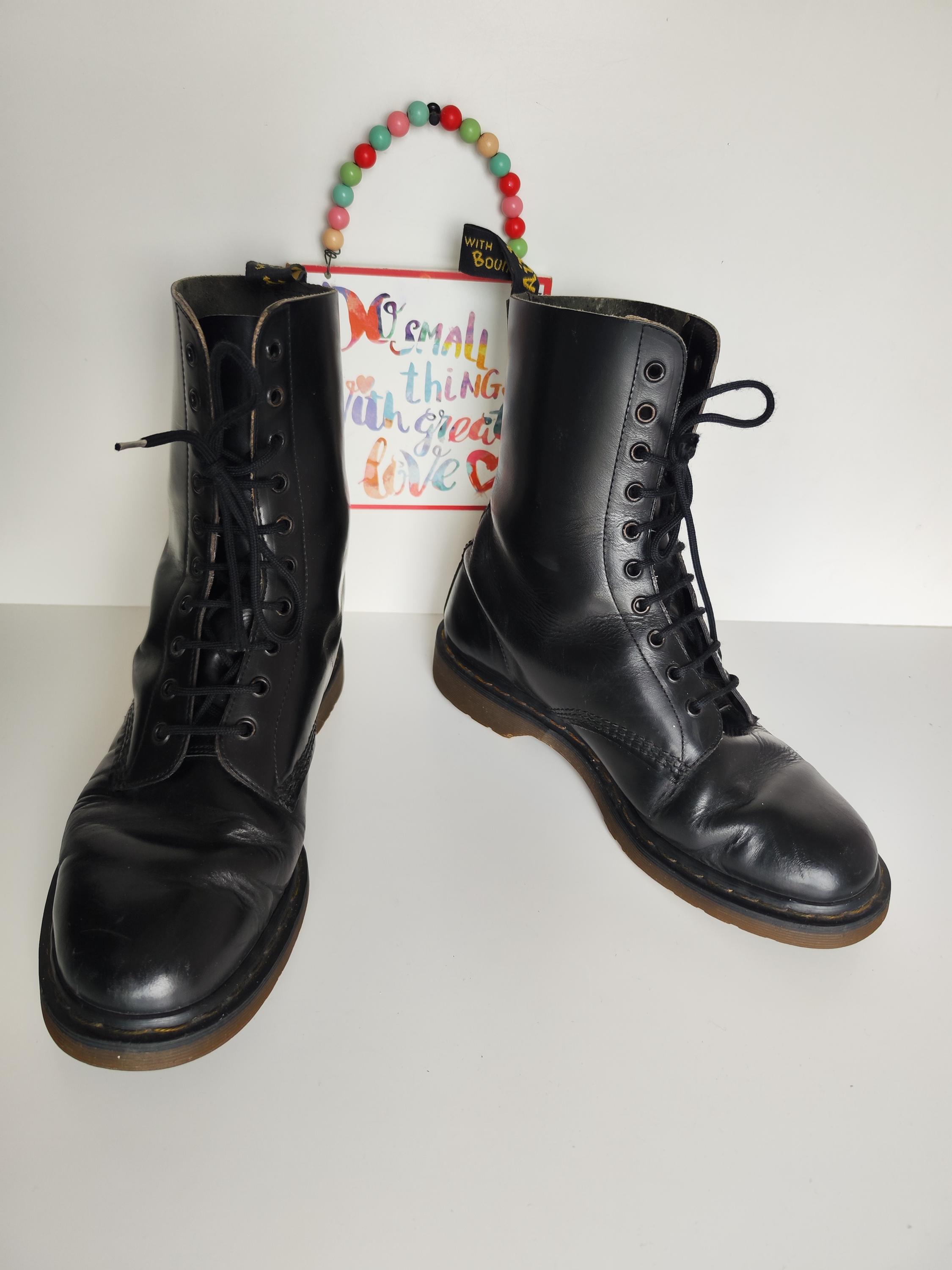Dr.Martens vintage 1490 MIE UK10 廃盤 Dr Martens 1490 10 Eye England Vintage MIE Black Leather Ankle
