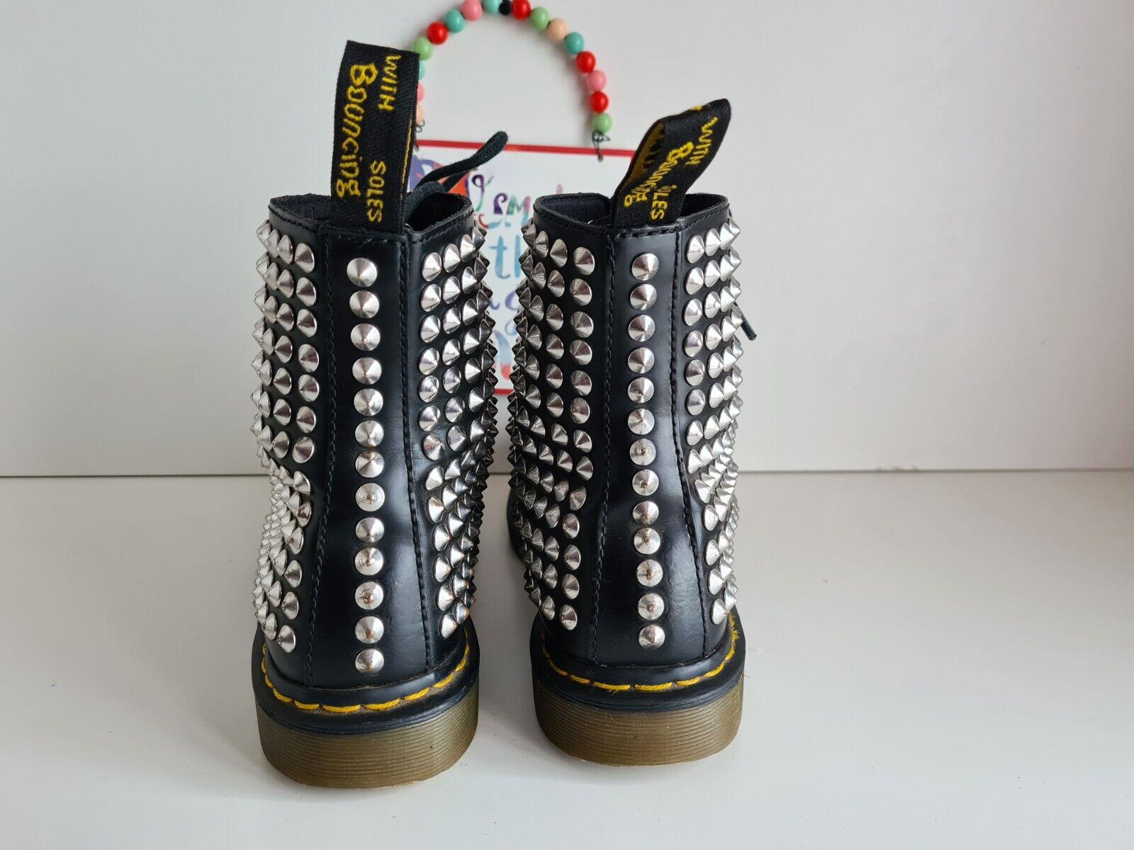 Dr Martens Spike Chrome Studded Metal Silver Black 1460 8 