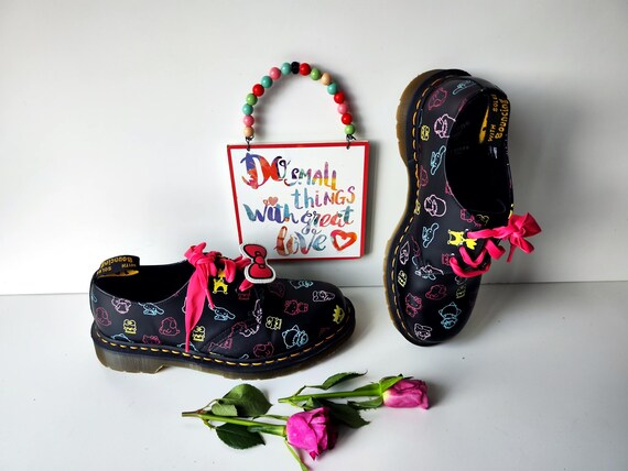 Dr Doc Martens 1461 HELLO KITTY and Friends Shoes Sanrio Anime UK7