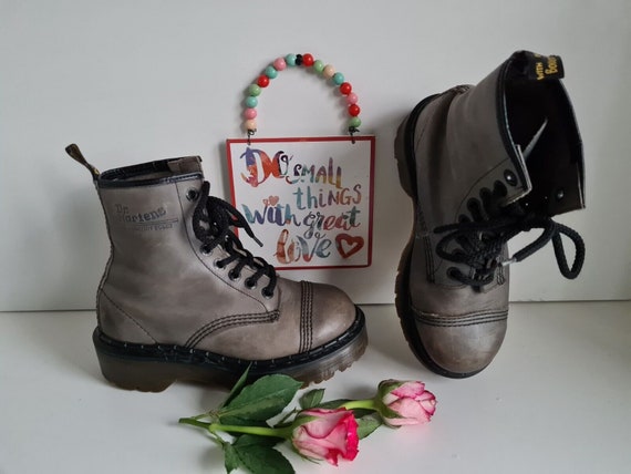 Dr Martens Vintage England Grey Quad Chunky Platform Boots Dr Martens Vintage England Grey Quad Chunky Platform Boots