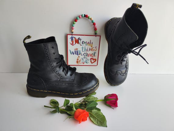 Dr Martens 1460 8 Hole 3A36 Brogue England Vintage Boots UK8 EU42