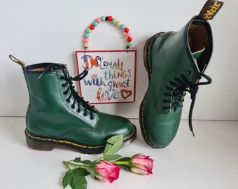 【Nice Age】　SOLOVAIR　8ホール　ENGLAND製 Solovair Black High Shine 8 Eyelet Derby Boot S8 551-BK-G