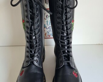Dr Martens 14 Hole 1b99 Zip Vegan Floral Boots Vonda Roses UK EU
