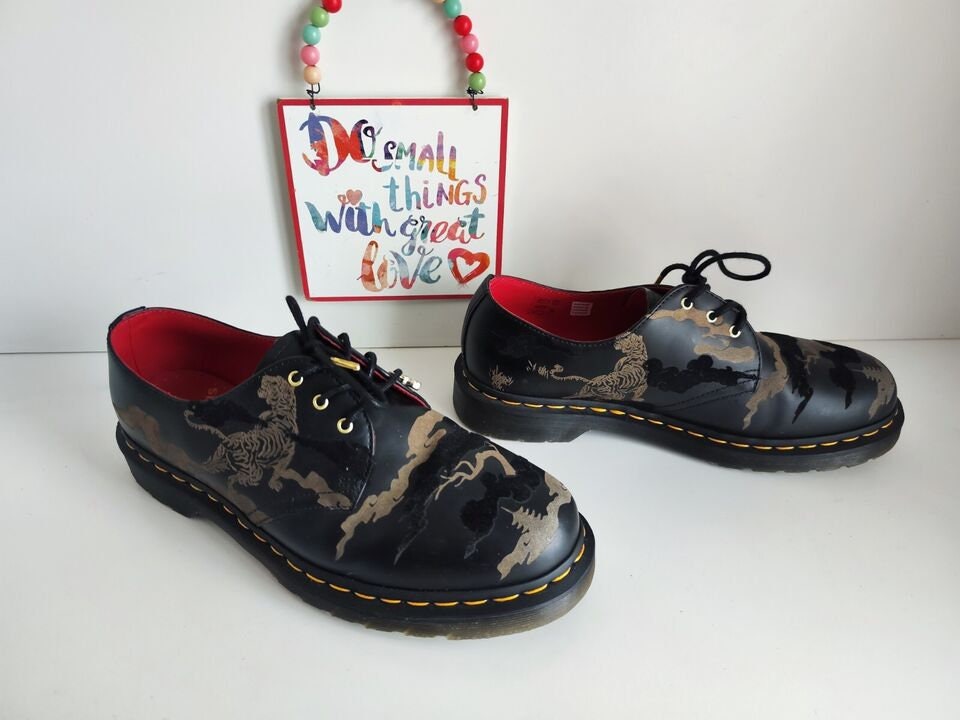 靴 Dr.Martens 1461 YOTT YEAR OF THE TIGER Dr. Martens 1461 Year Of The Tiger Chinese New Year Leather