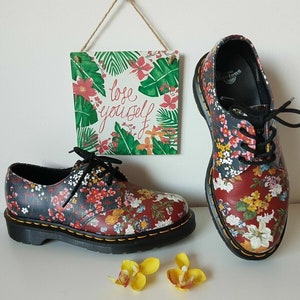 Dr Doc Martens 1461 Wanderlust WL Meadow Flat Floral 3 Hole Shoes