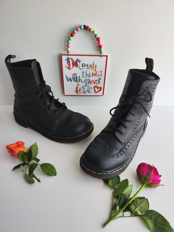 Dr Martens 1460 8 Hole 3A36 Brogue England Vintage Boots UK8 EU42