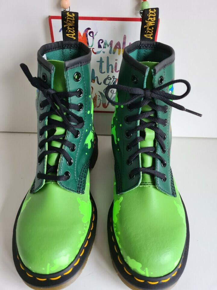 Brand New Dr Martens 1460 Ankle Boots Leo Turtle Ninja
