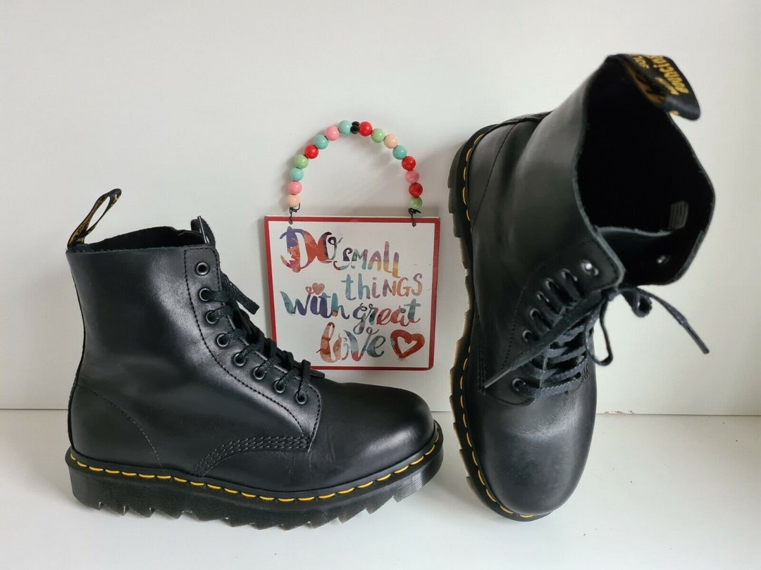 Dr. Martens 1460 Pascal Black Ziggy Ankle Boots (UK 9 / US 10) - Etsy