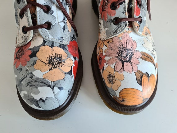 Dr. Martens Floral Zip Boots, 14-hole Mid-calf, UK 6 - Etsy