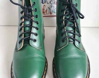 Dr Martens 1460 Green 8 Hole Ankle England Vintage Boots UK 5 EU