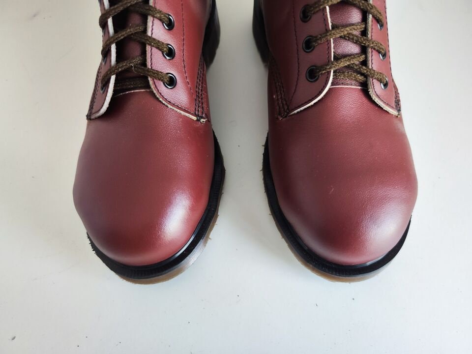 New Dr Martens 14 Eye Hole 1941 Cherry Red Oxblood Midcalf