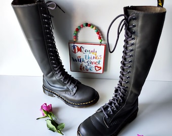 Dr Doc Martens 20 Hole 11550 Silver 1b60 Knee High Boots UK