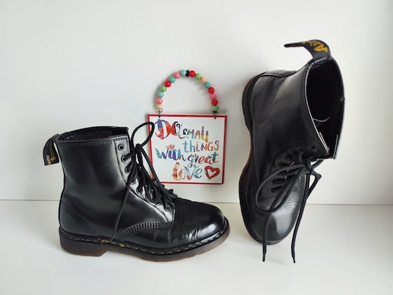Doc Martens Astronauts 1460 8 Hole Black Boots England Vintage UK9