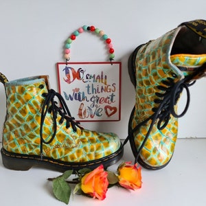 Dr Martens 1460 pascal wl flowers floral wanderlust 8 hole boots UK 4 EU 37 US 6