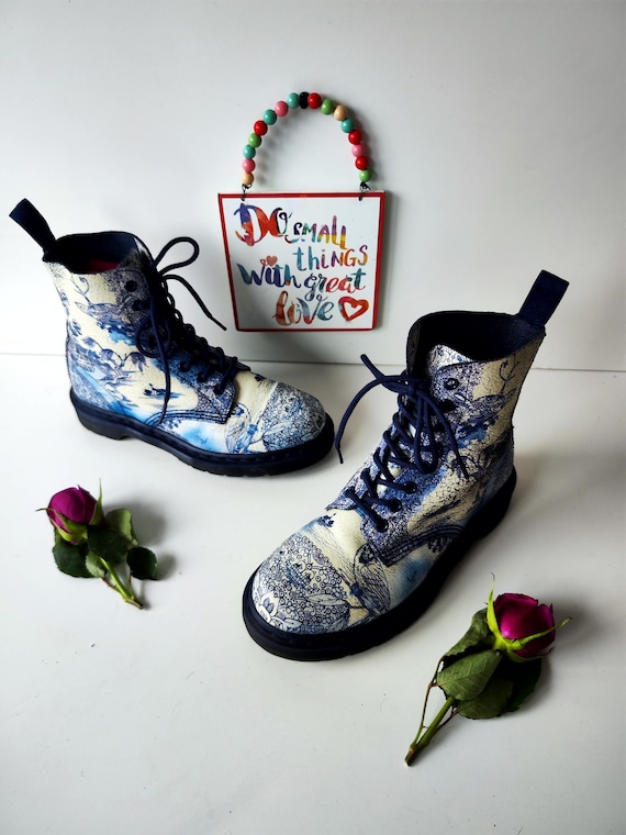 Dr Doc Martens 1460 8 Eye Willow China Plate Porcelain Suede