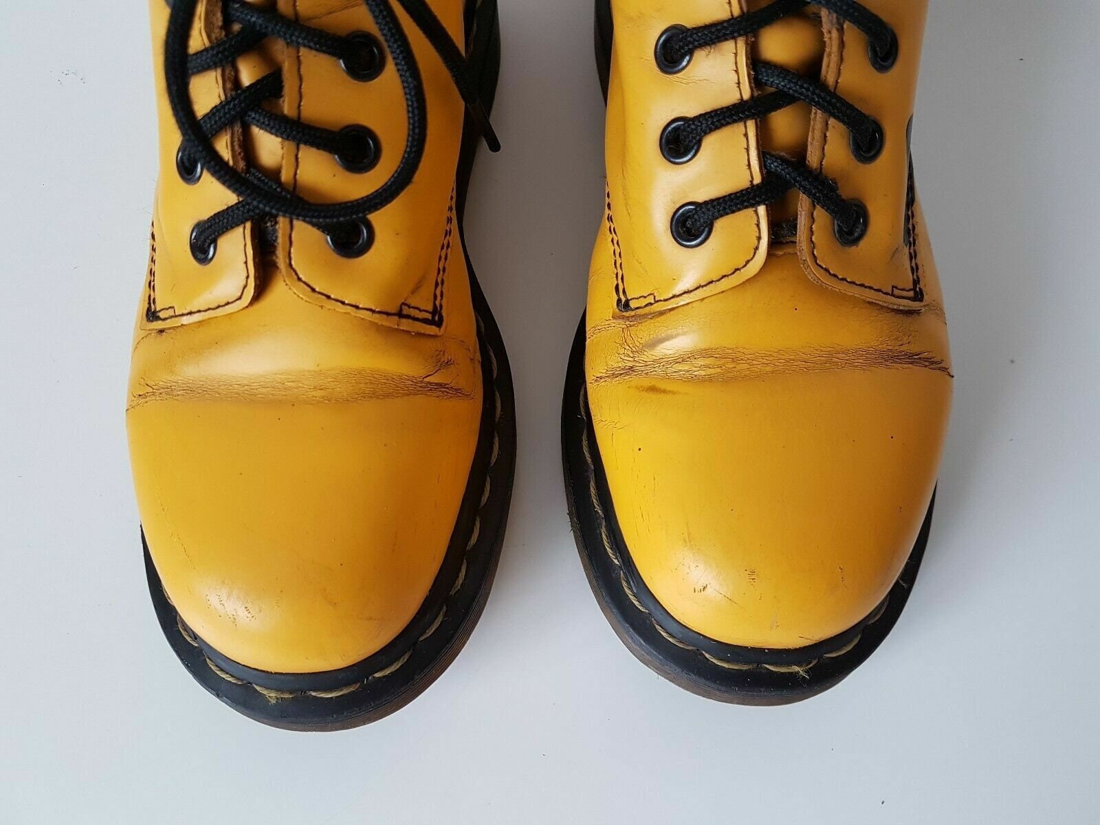 Dr Martens★1460 YELLOW SMOOTH★8ホール★兼用 Dr Martens☆1460 YELLOW SMOOTH☆8ホール☆兼用 (Dr.Martens