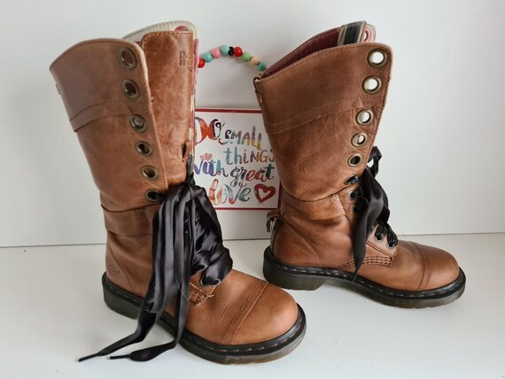 Dr Martens Triumph Aimilita Union Jack lining Fold Over Boots