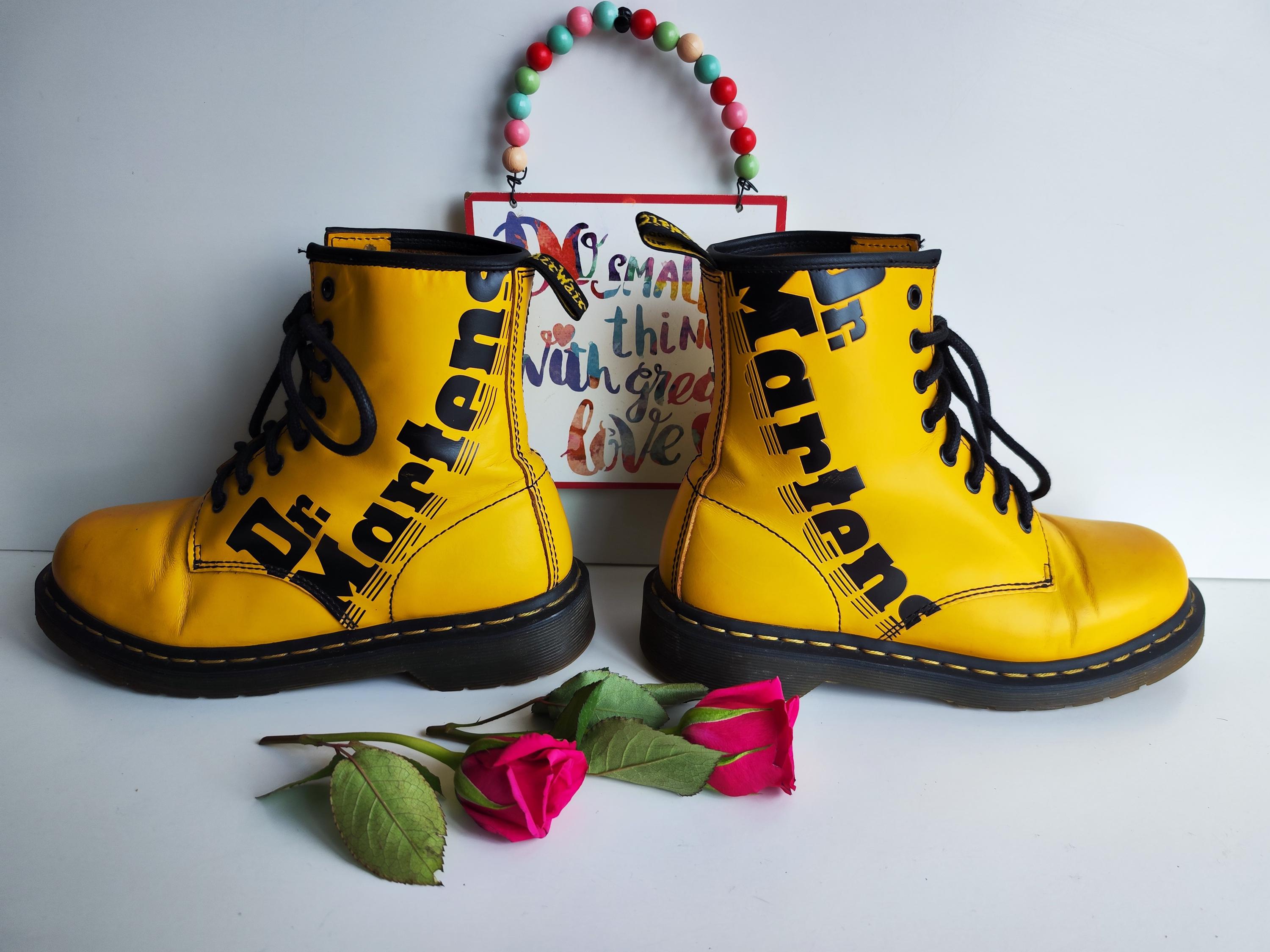 Dr Martens 1460 8 Hole Logo Brand Name Printed Yellow Boots UK5