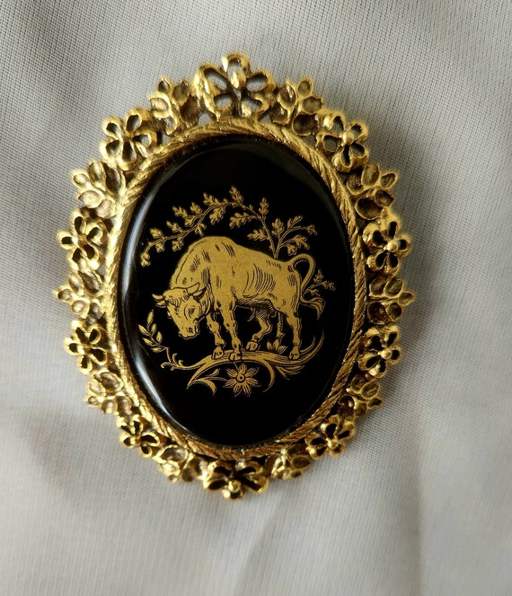 Vintage Gold and Black Taurus Bull Brooch - image 2