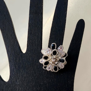 Vintage Black and Clear Rhinestone Cluster Ring