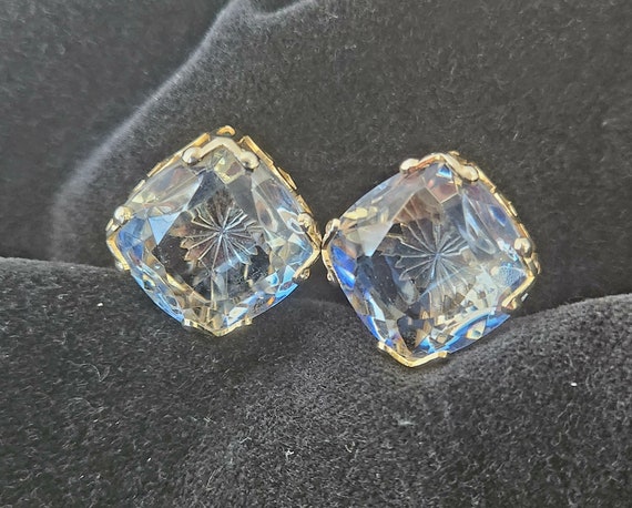 Vintage EMMONS Large Crystal Blue and Gold Tone C… - image 1