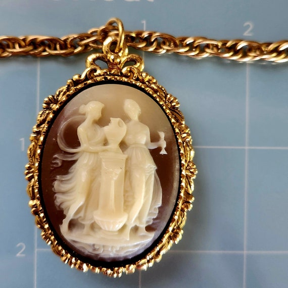 Vintage Cameo Perfume Necklace - image 9