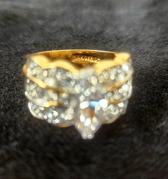 Large Vintage Marquise Cubic Zirconia and Gold Ri… - image 4