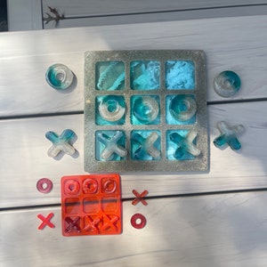Tic tac toe board