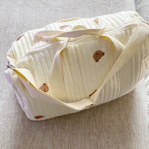 Nom brodé grand sac d'hôpital pour bébé, sac à langer pour bébé, sac pour maman sac matelassé grand sac à langer pour travail sac de bagage de voyage sac de voyage cadeau pour maman image 1