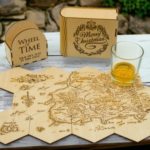 Rad der Zeit Kartenuntersetzer 12er-Set, Puzzle-Rad der Zeit, Getränkeuntersetzer, Getränkehalter, individuell gravierter Untersetzer für WOT-Fans
