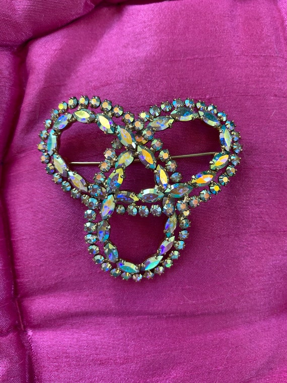 FABULOUS Sherman gold aurora hues brooch. Absolute