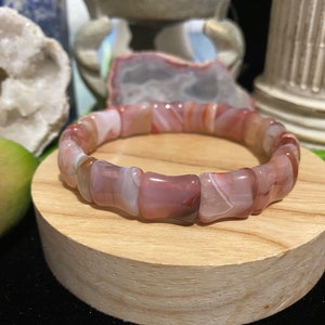 Nanhong Agate Natural Crystal High Grade Bamboo Beaded Bracelet - 14 mm