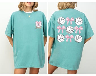 Comfort Colors® Kundenspezifisches rosa Bogen-Volleyball-Mamma-Hemd, personalisiertes Geschenk für Beachvolleyball-Liebhaber, niedliches Beachvolleyball-Mamma-T-Stück, individueller Name Volleybal