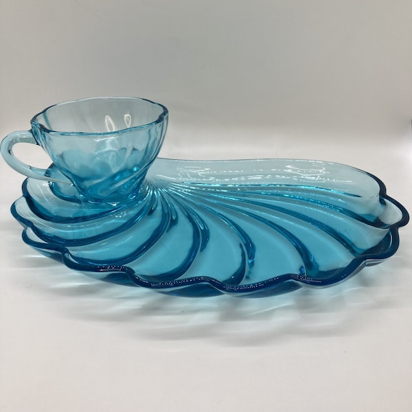 Vintage Hazel Atlas Glass Capri Seashell Turquoise Snack Plate and Cup Set, Vintage Hospitality Snack Plate Set