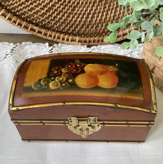 Hand Painted Wooden Trinket Box: Vintage Fruit Design