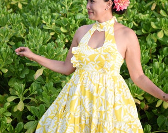 Tahitian floral dress from the “Mariposa” collection.