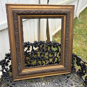 Antique Wood and Plaster Ornate Artwork Frame - Vintage Picture Photo Display