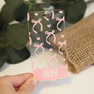 Aangepaste badge Buddy Bow roze-acryl verpleegkundige badge Buddies, BSN RN badgehouder, verpleegkundige badge-steunkaart, gezondheidszorg werk ID-tag Nurses Week