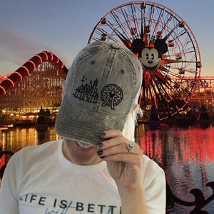 Disneyland en Disney California Adventure Sketch Icon Hat, Disney Dad Hat, Disney Mom Hat, Disneyland Hat, DCA Hat, The Happiest Place