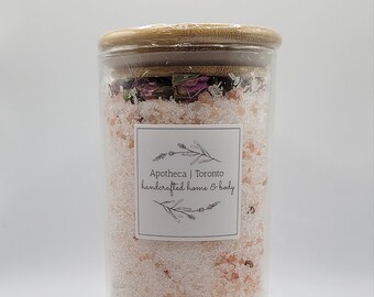 Replenish - Sól do kąpieli z olejkiem różanym 650g