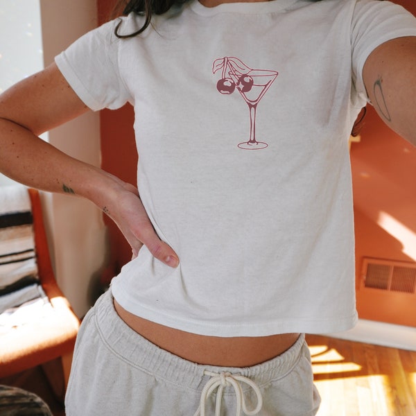 Vintage Design Graphic Baby Tee, 2000s Martini Glass Art, Y2K Aesthetic Crop Top Red Print, Y2K Streetwear Tiktok Trend T-Shirt,Coquettecore