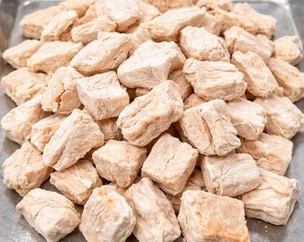 Freeze-Dried Chicken Dog Treats & Cat Treats | Single Ingredient | 100% Chicken Breast Bites | High-Value Training Treat | No Fillers